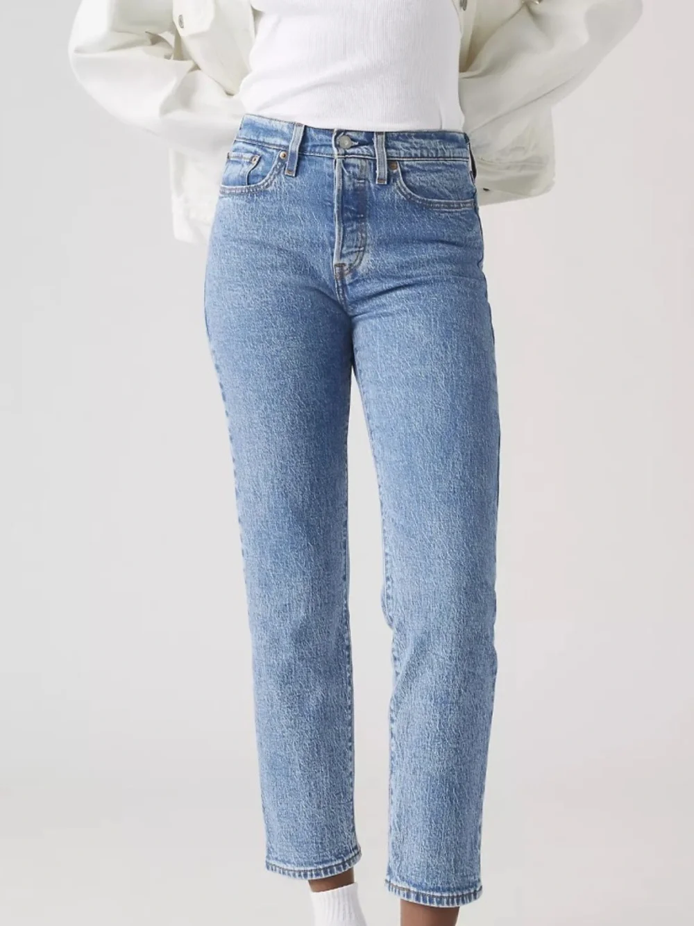 Levi's Wedgie Straight Ankle Jeans in a medium wash blue denim